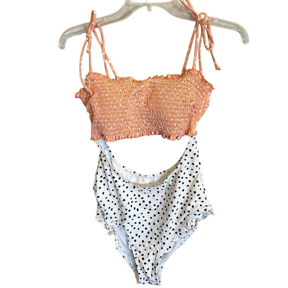 Luci‎ Women's Polka Dot Ruffled Smocked Cut Out One Piece Swimsuit M
